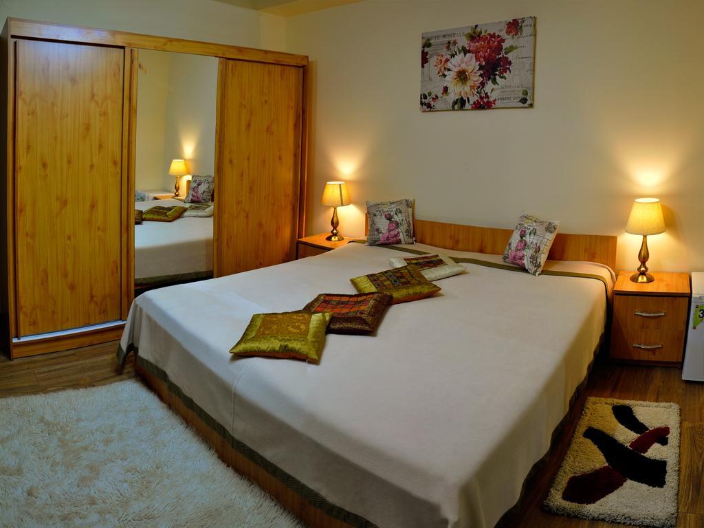 Casa Belazur Otel Deva Dış mekan fotoğraf